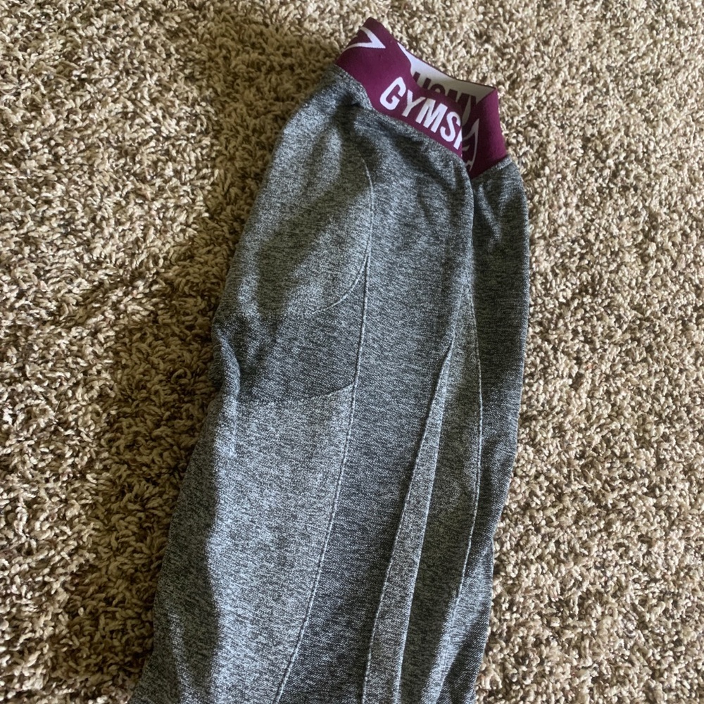 GYM SHARK FLEX LEGGINGS